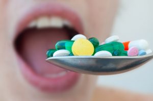 Iei multivitamine? Momentul zilei contează mai mult decât crezi