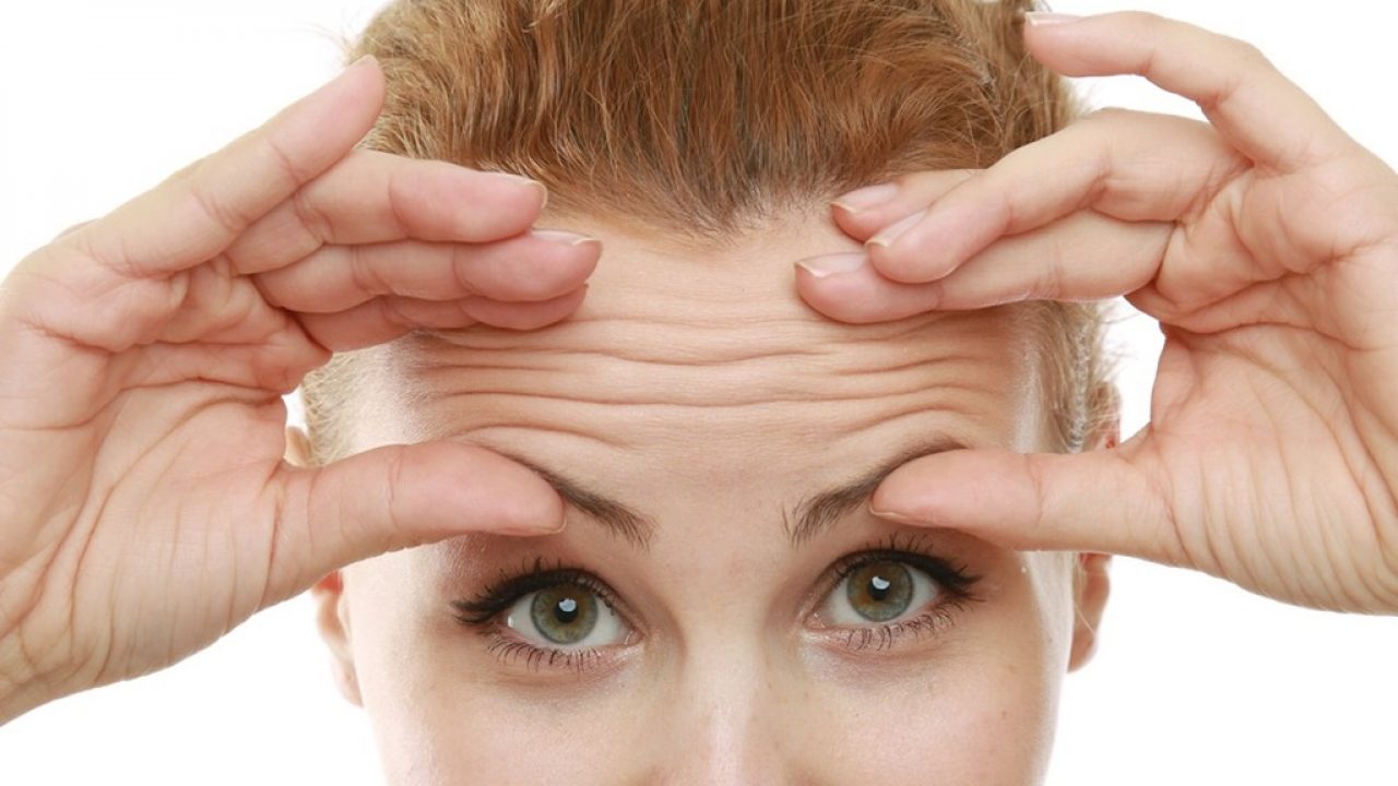 5 produse care te scapa de ridurile de pe frunte