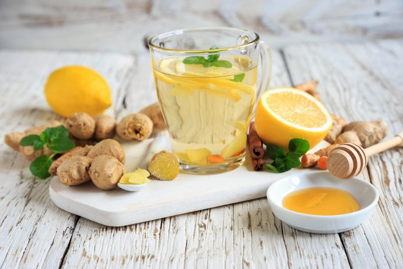 имбирный чай. имбирь лимон в термосе. лимон/апельсин/имбирь. имбирь лимон куркума напиток. лимон с имбирем.