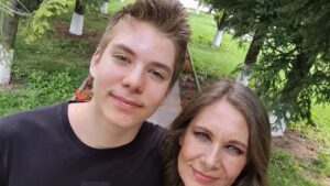 Romanița Iovan, aniversare specială la 62 de ani Fiul ei, Albert, i-a devenit „antrenor”: „Muncesc pentru anii frumoși pe care vreau să-i am înainte”